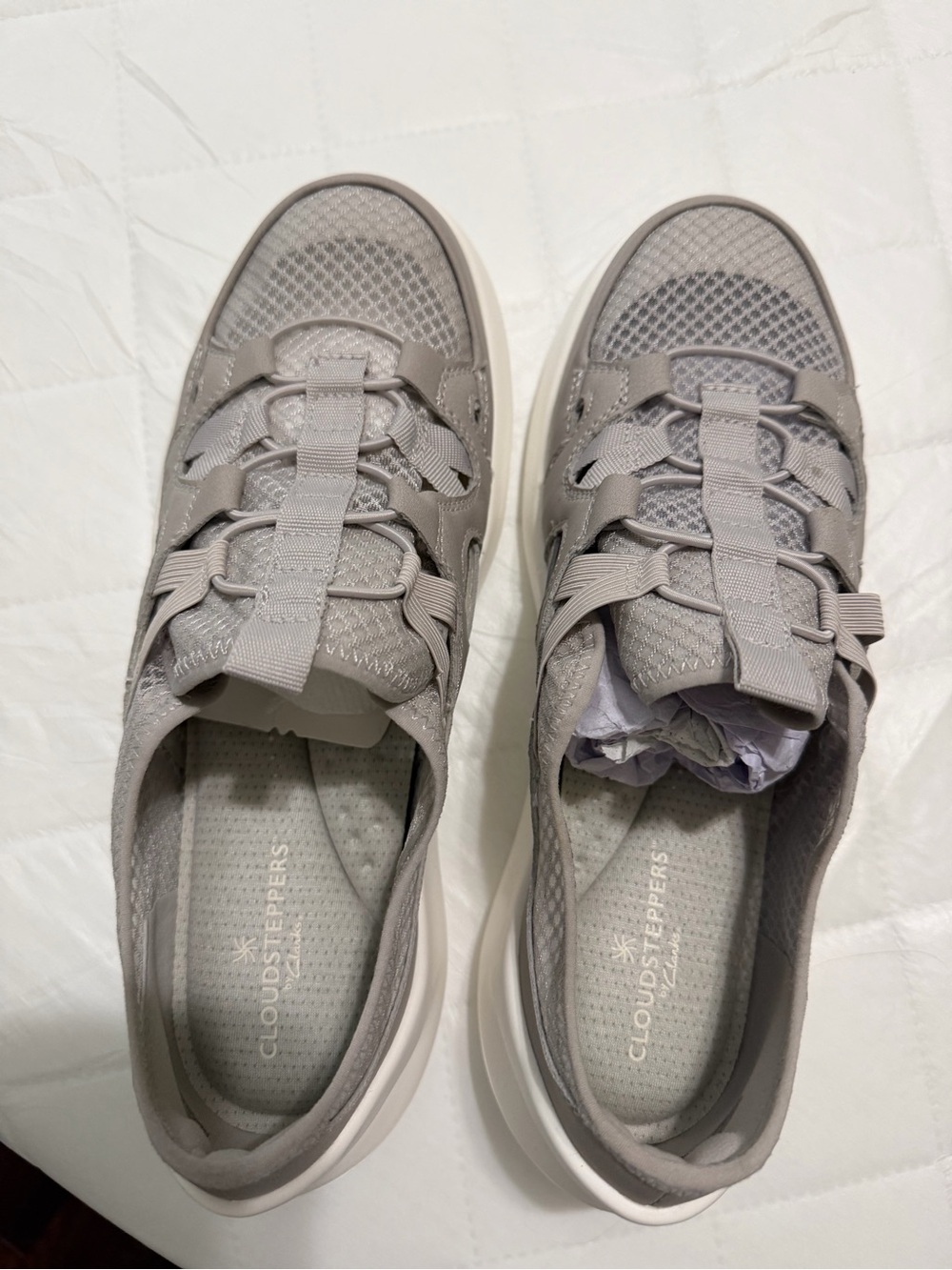 Cloudstepper - Clark’s, Slip-On Lace-Up Sneakers in Light Gray, NWT-9.5 Womens